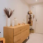 Bright A-c With Sea View - * 앙티브