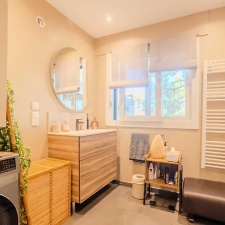 Bright A-c With Sea View - * Antibes