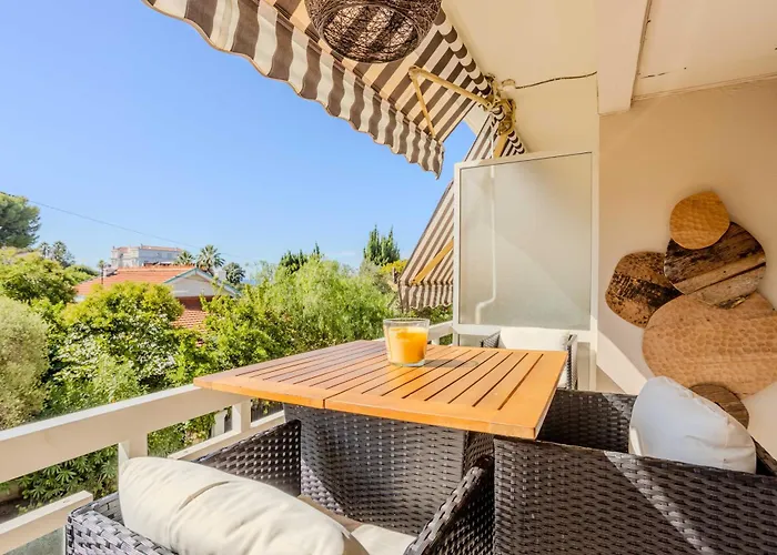 Bright A-c With Sea View -