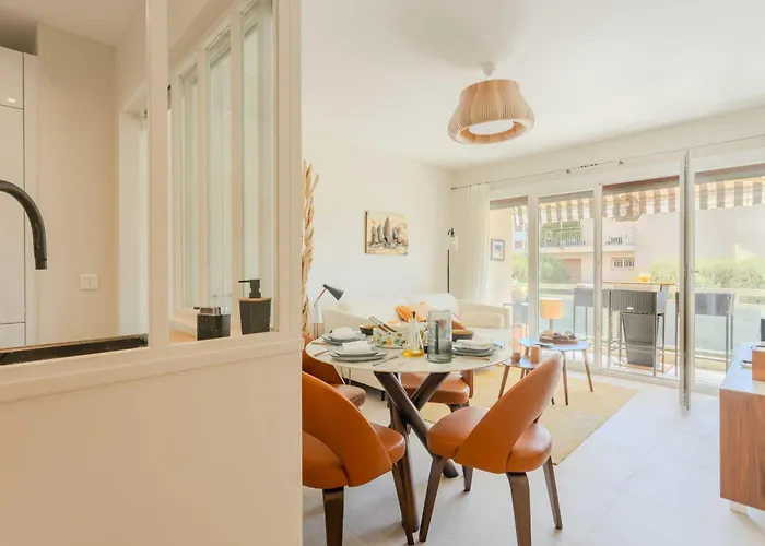 Bright A-c With Sea View - Apartment