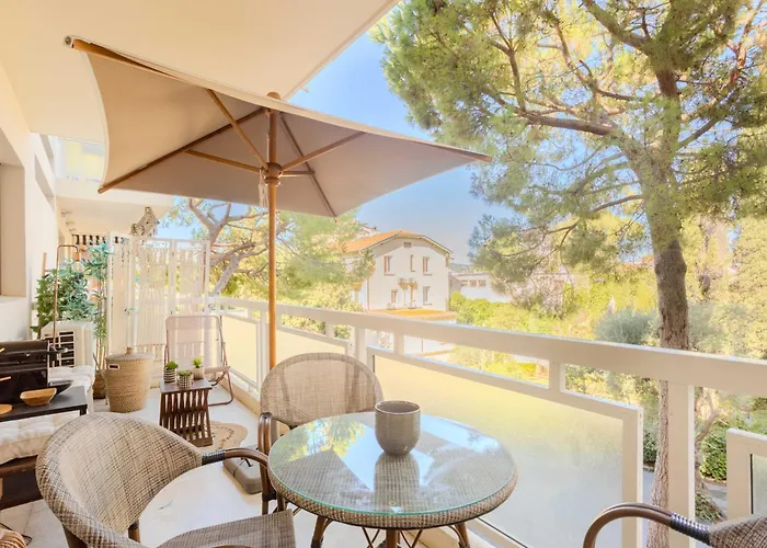 Bright A-c With Sea View - Apartment *